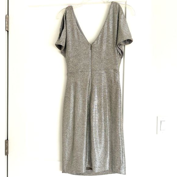 Ralph Lauren Silver Metallic Jersey Stretch Surplice Cold Shoulder Size 4P - Picture 4 of 10